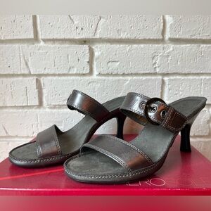 Dark Silver/Gray Sandals